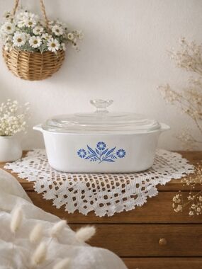 Vintage Corning Ware Blue Cornflower Casserole Dish (A-2-B, 2 Liter)